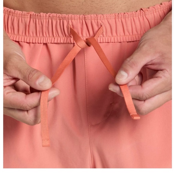 NWT DSG Men's 6" Agility Shorts Size Small activewear‎ gym workout peach orange - Picture 5 of 11